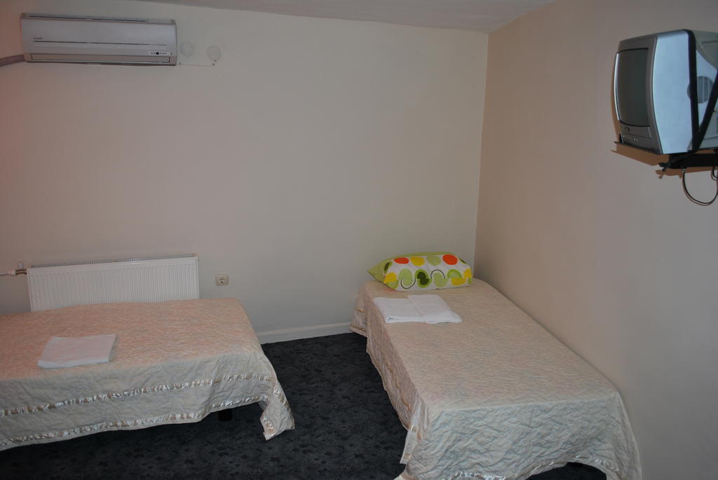 Goktug Hotel Edirne Chambre photo