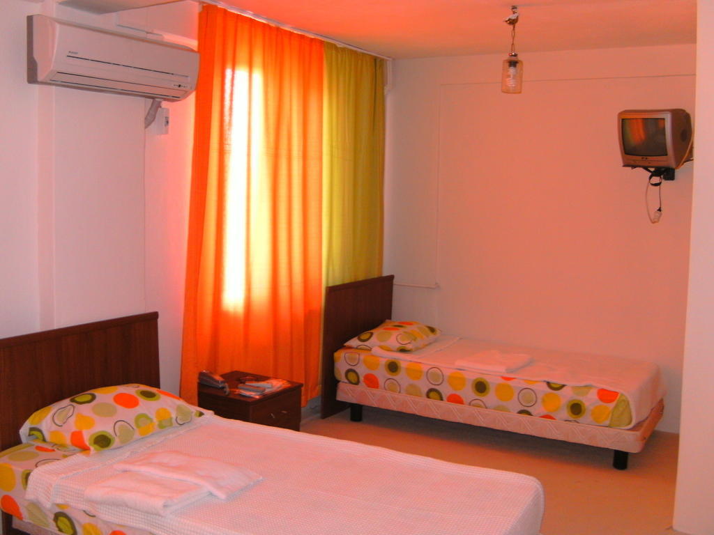 Goktug Hotel Edirne Chambre photo